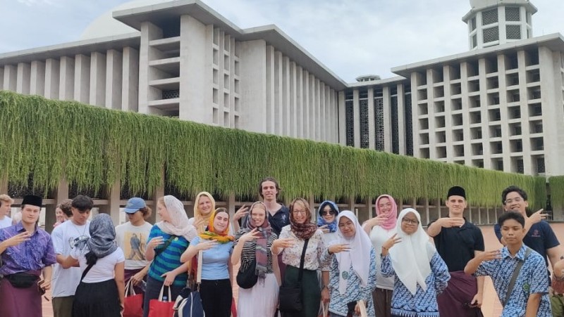 Cultural Ambassador Tour MAN 10 Jakarta 